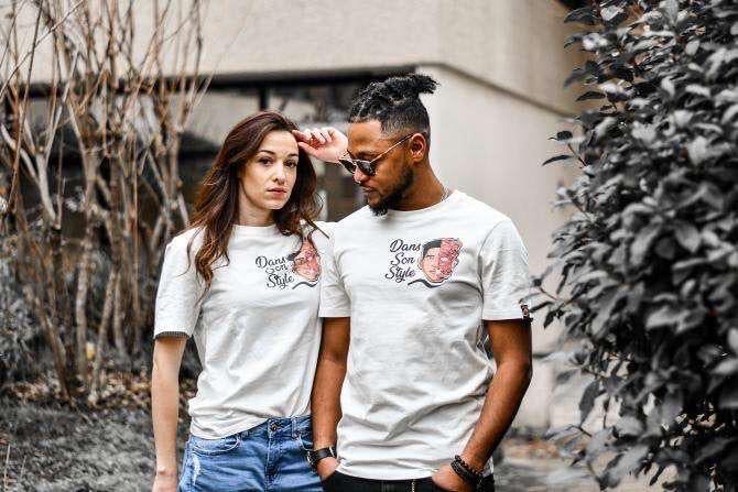 T-shirt DASOST "Dans son style" Blanc - Virgule - Regular Fit